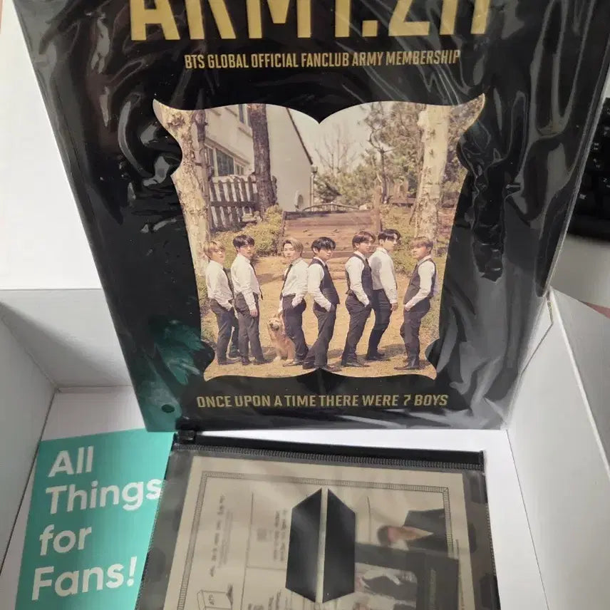 [BUNJANG] BTS ARMY.ZIP Membership Goods Poster &amp; Membership Card / BTS ARMY.ZIP 멤버십 굿즈