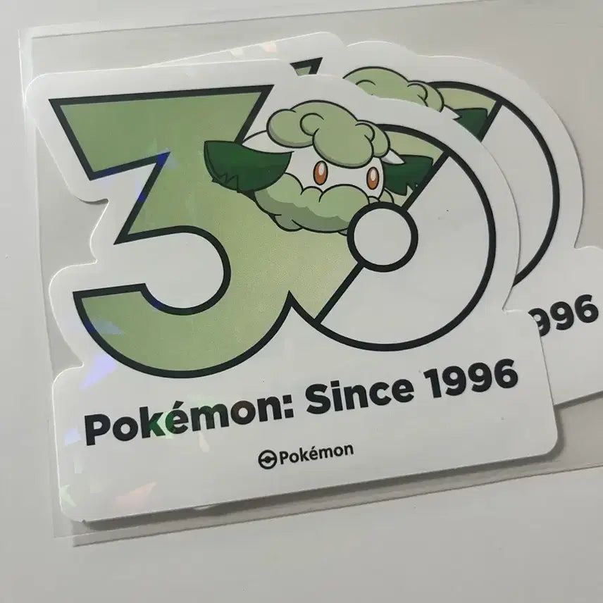 [BUNJANG] Pokemon 30th Anniversary Hologram Sticker Somi-an / 포켓몬 30주년 스티커 소미안