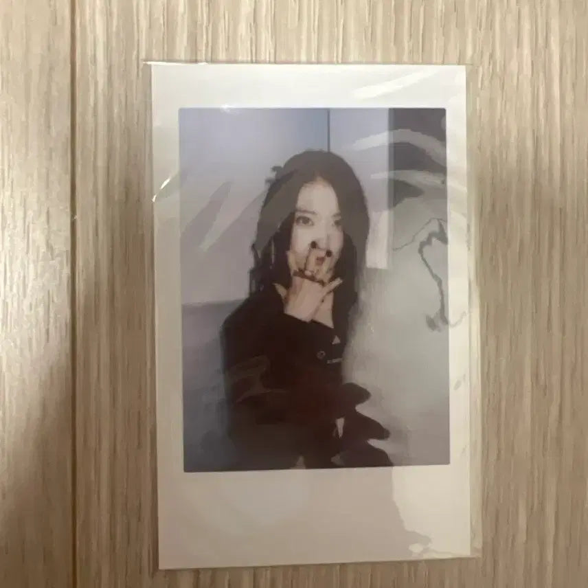 [BUNJANG] LE SSERAFIM Sakura Unf0 POB Photocard / 르세라핌 사쿠라 언포 팝업특전