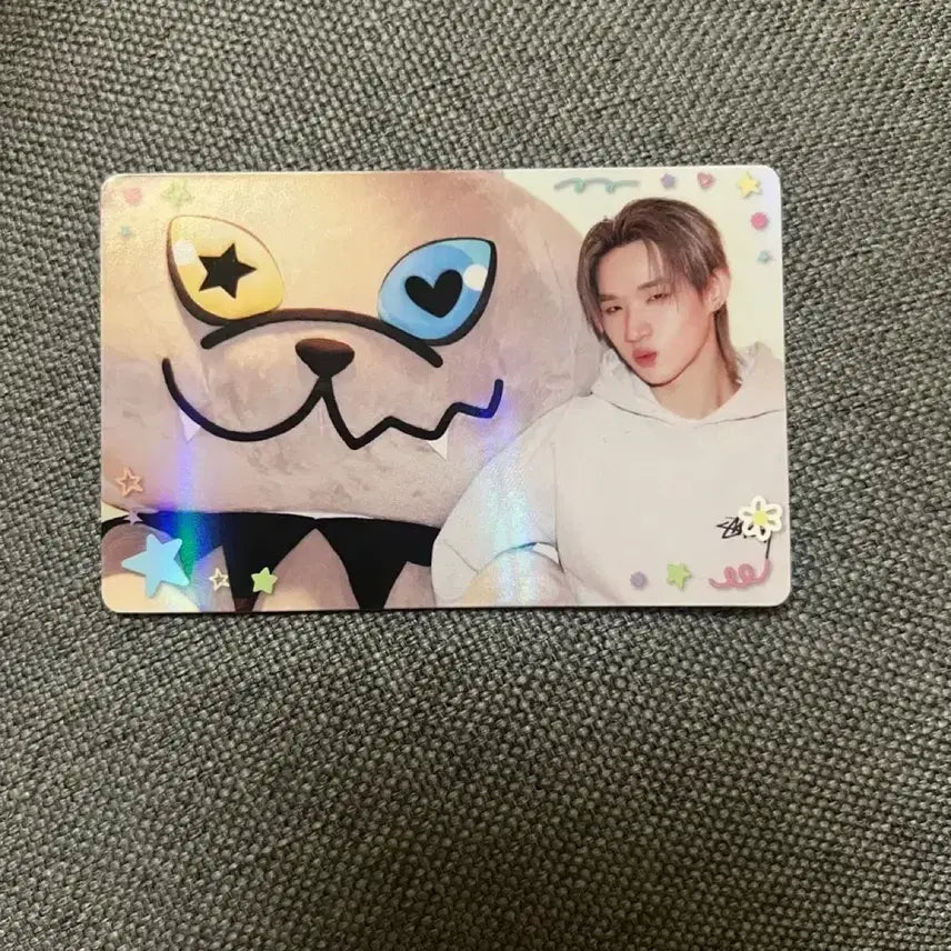 [BUNJANG] GMMTV Taipei Pop-up Store LYKN Hong Photocard / 찌엠 gmmtv 팝업 STORE in Taipei LYKN 홍 포카