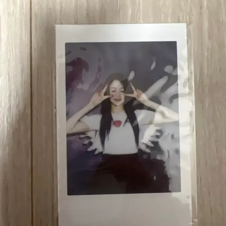 [BUNJANG] LE SSERAFIM Huh Yunjin Unforgiven Special Pop-Up Photocard / 르세라핌 허윤진 언포 특전팝업