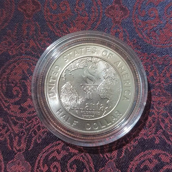 [BUNJANG] 1996 Atlanta Olympics Commemorative 50 Cent Coin - Baseball / 1995년 미국 아틀란타 올림픽 기념 50센트 주화로, 야구 종목을 도안