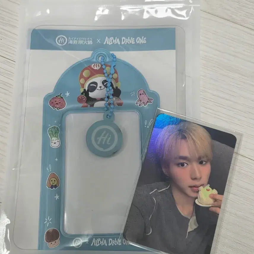 [BUNJANG] ALPHADRIVEONE RDW Junseo Haidilao Photocard &amp; Holder Bundle Set / 알파드라이브원 알디원 준서 하이디라오 포카 + 포카 홀더 일괄양도.