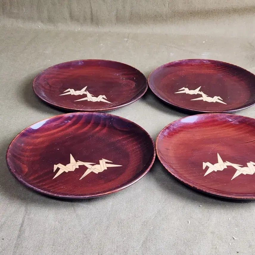 [BUNJANG] Natural Wood Lacquerware Dasik Plate with Gold Crane Motif / 천연목 옻칠 다식접시,금채종이학 그림이 특징