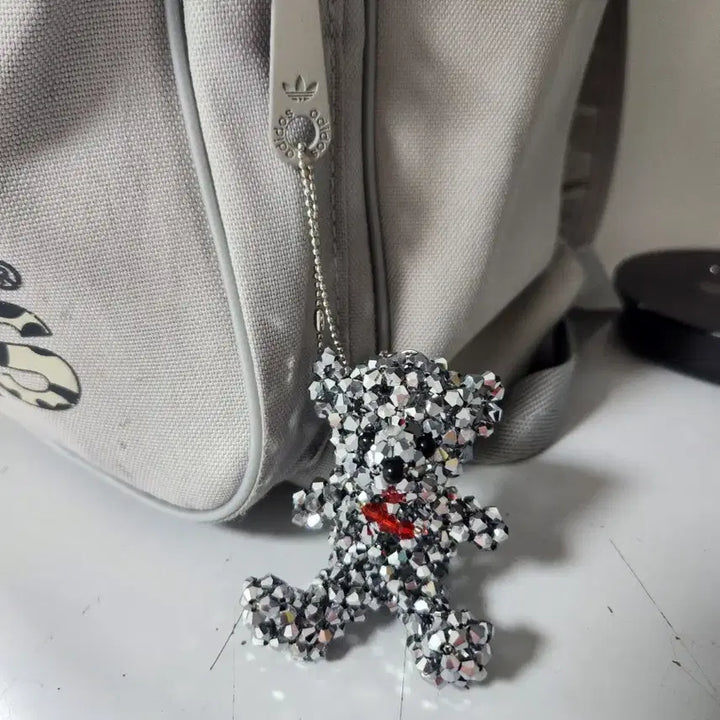 [BUNJANG] Bliss Bear Crystal Teddy Bear Charm / 블리스 베어 크리스탈 테디베어 키링