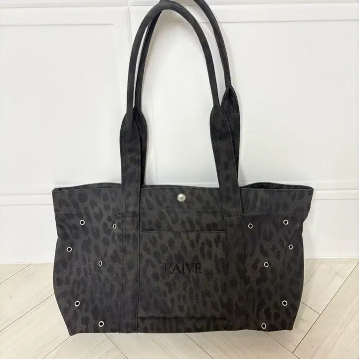 [BUNJANG] RAVE Leopard Shoulder Bag / 레이브 레오파드 숄더백