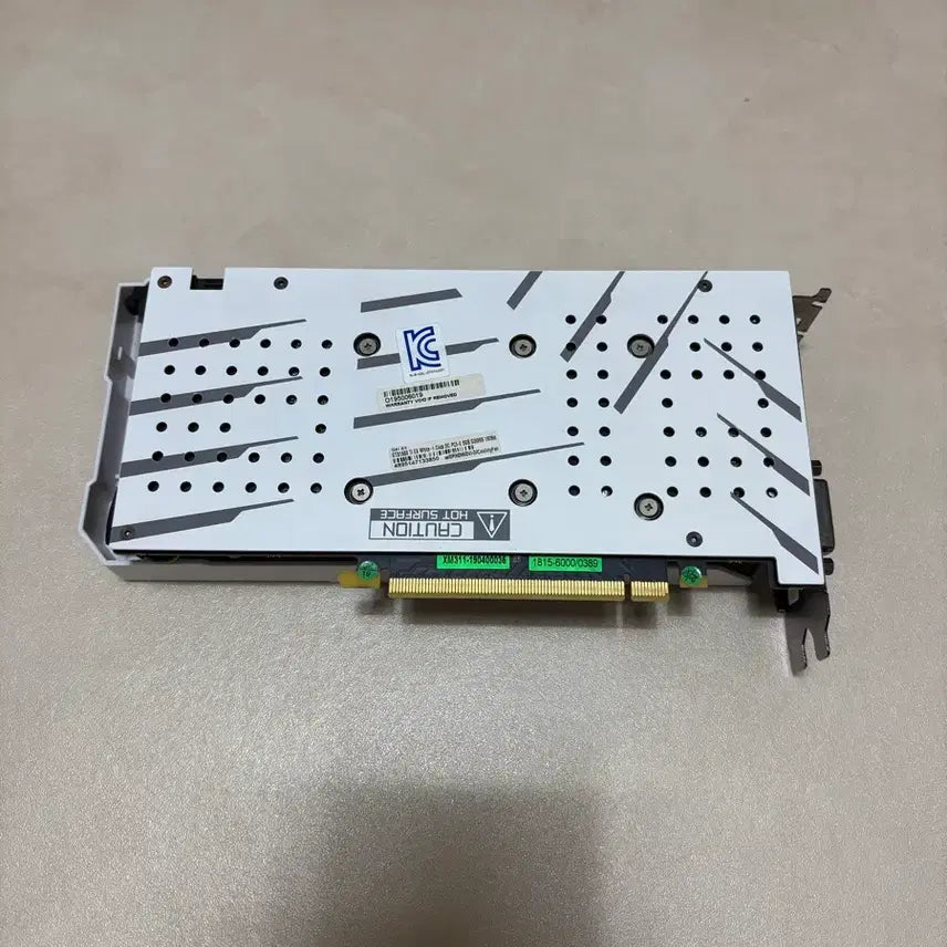 [BUNJANG] Galax GeForce GTX 1660 Ti 6GB White Graphics Card / 갤럭시 지포스 GTX1660TI 6GB 화이트 그래픽카드