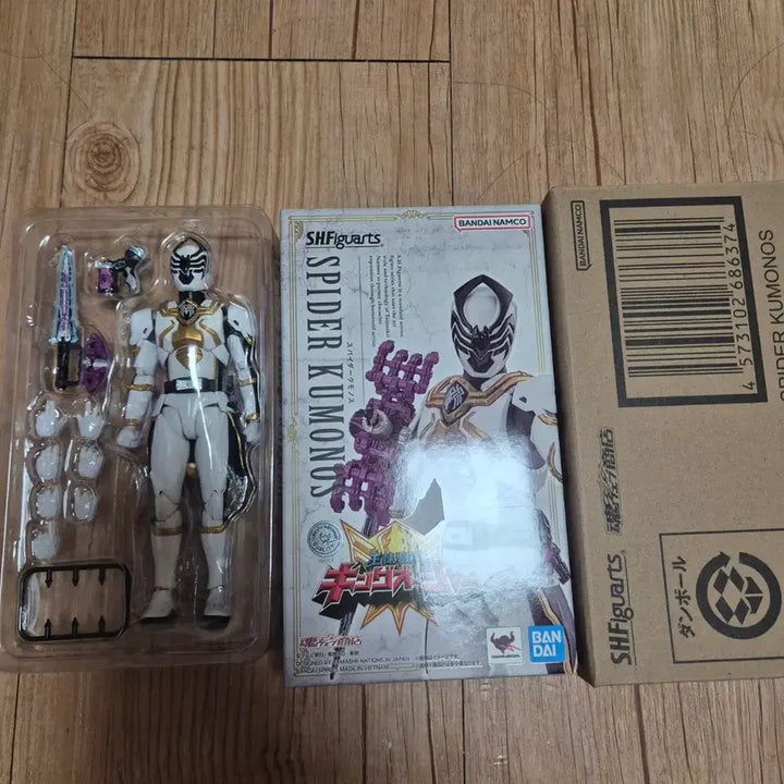 [BUNJANG] Bandai S.H.Figuarts Spider Kumonos Figure / shf 킹오저 슈퍼전대 스파이더 쿠모노스