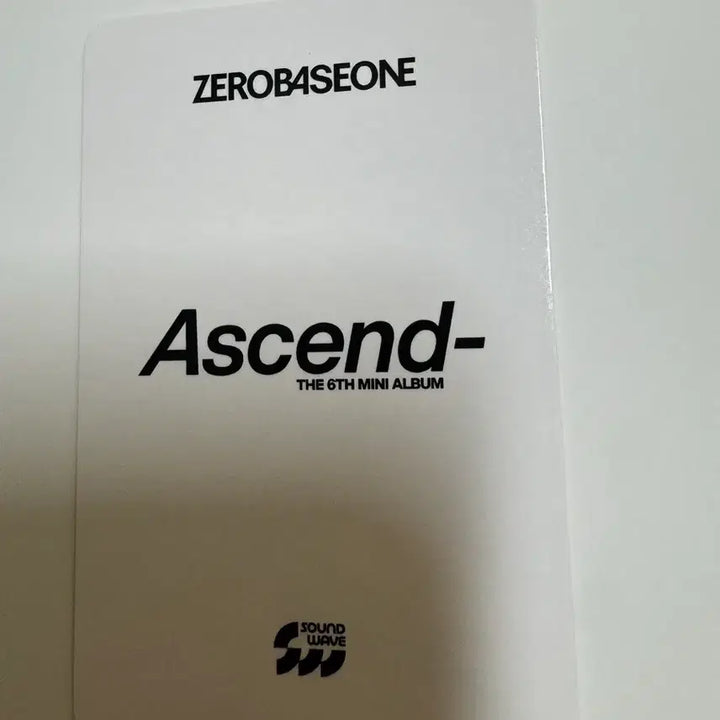 [BUNJANG] ZEROBASEONE Zb1 Ascend Photobook Ver. Soundwave Park Gunwook / 제로베이스원 zb1 어센드 Ascend 포토북 ver 사운드웨이브 박건욱