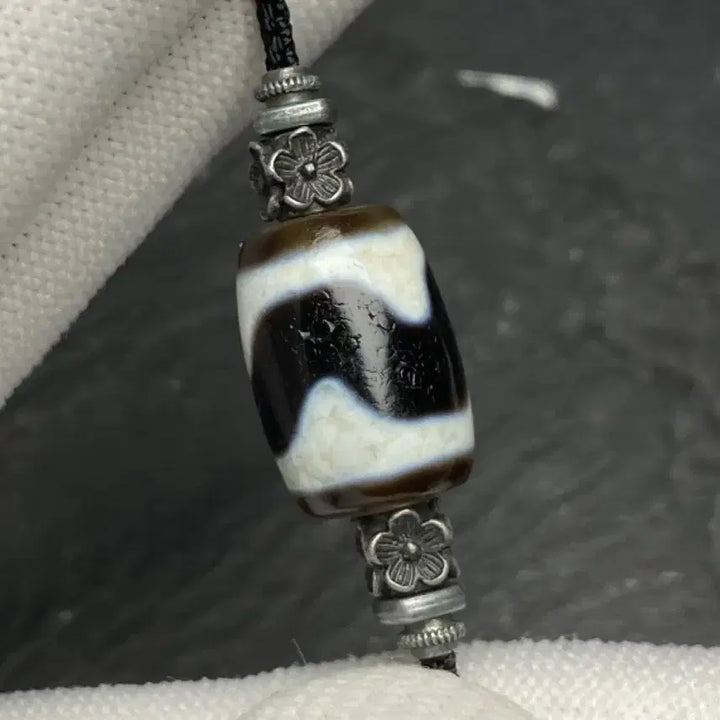 [BUNJANG] Tibetan Dzi Bead Agate Focal Bead / Dzi bead 티벳 호아천주 / 수집품/ 희귀