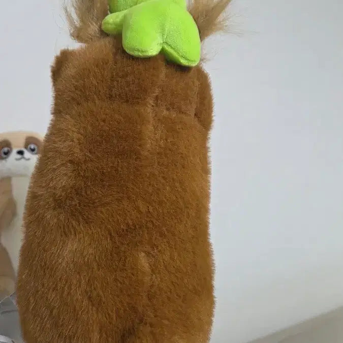 [SOLD OUT] 우는 수달 인형 초록 외계인 모자