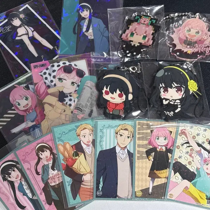 [BUNJANG] Spy x Family Merchandise Bundle / 스파이패밀리 키링, 지류 굿즈