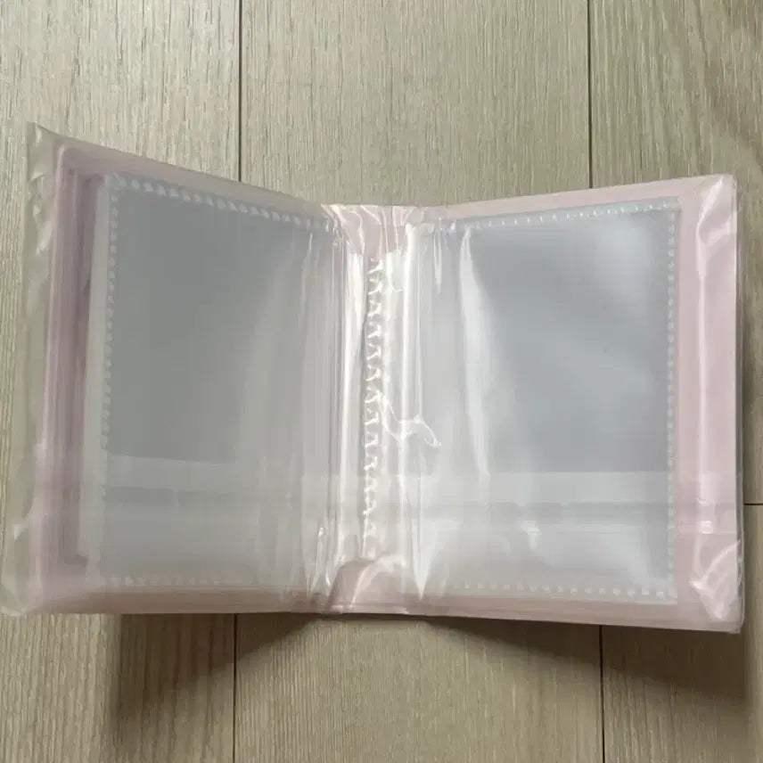 [BUNJANG] Hello Kitty Kuji Card Storage Box (Sealed) / (미개봉) 헬로키티 쿠지 카드수납함