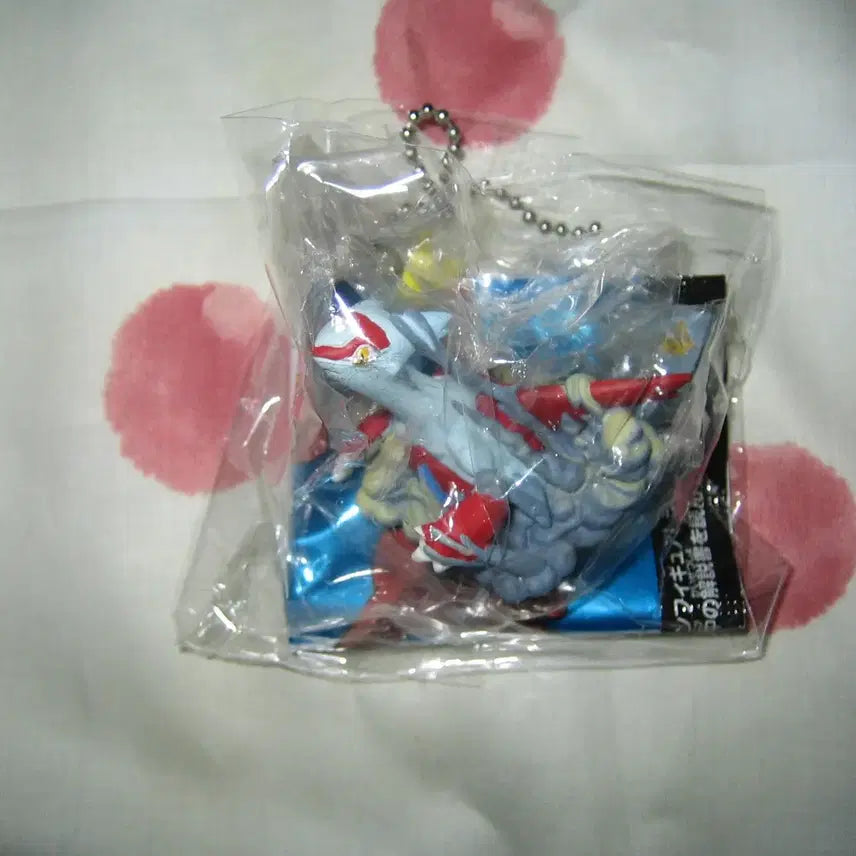 [BUNJANG] Sealed Latias Mini Figure / (미개봉) 포켓몬/ 라티아스 미니 피규어