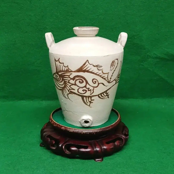 [BUNJANG] Buncheong Ware Celadon Iron-Painted Fish Motif Jar (H: 21cm) / *분청사기 강경 잉어도 철화백자 항아리((높이:21cm))