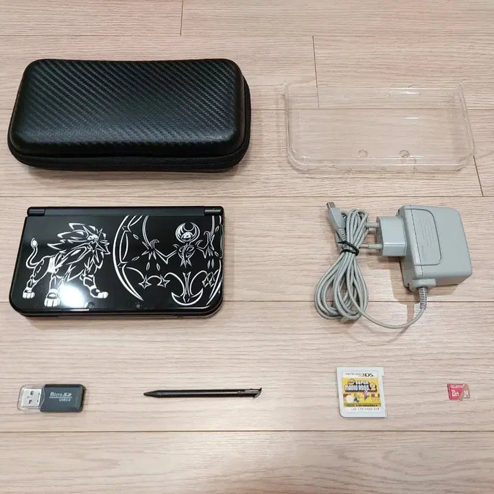 [BUNJANG] New Nintendo 3DS XL Pokémon Sun &amp; Moon Edition (Korean Version) with Games / 뉴닌텐도3DSXL 포켓몬스터 썬문에디션 한글판 + 게임