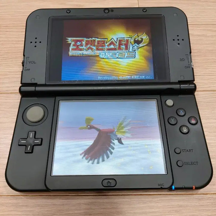 [BUNJANG] New Nintendo 3DS XL Pokémon Sun &amp; Moon Edition (Korean Version) with Games / 뉴닌텐도3DSXL 포켓몬스터 썬문에디션 한글판 + 게임