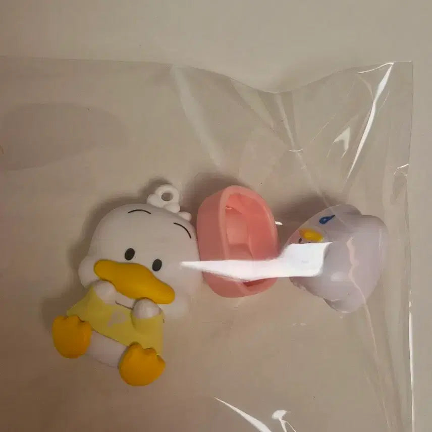 [BUNJANG] Sanrio Duck Character Tooth Gacha Figure with Keyring / 산리오 어금니 가챠 오리페클 이빨 + 키링