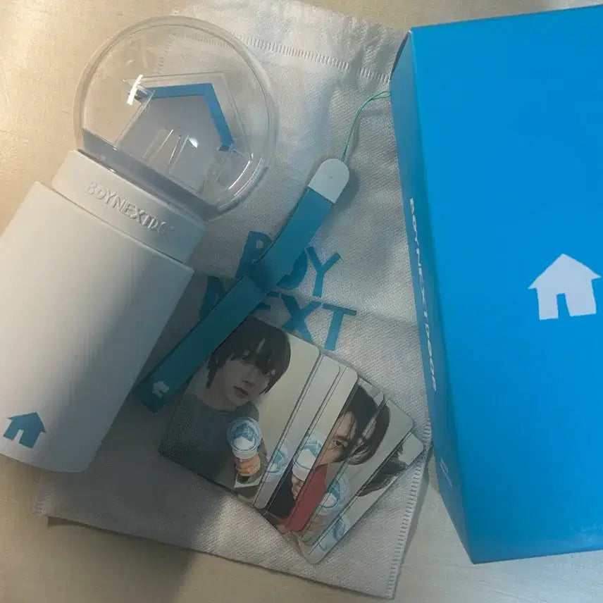 [BUNJANG] BOYNEXTDOOR Official Lightstick / 최저) 보이넥스트도어 응원봉 판매합니다