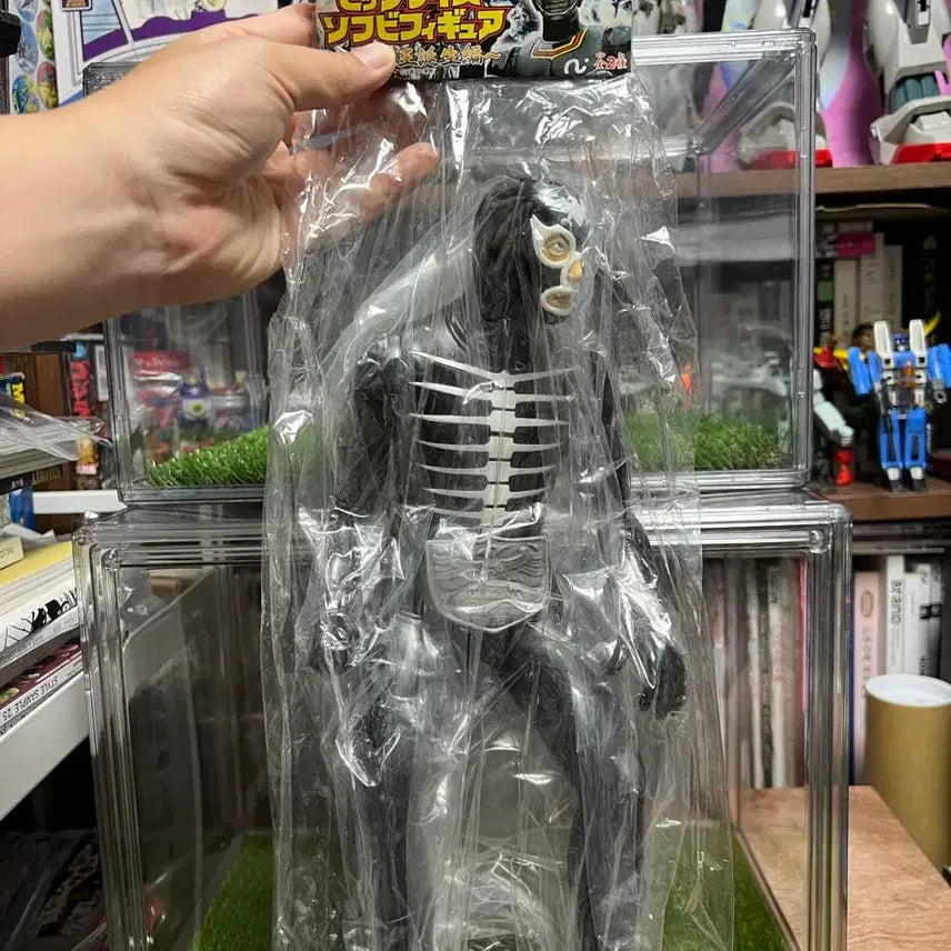 [BUNJANG] Banpresto Kamen Rider Shocker Combatant Oversized Sofubi Figure (35cm) / 반프레스토 가면라이더 쇼커 전투원 빅사이즈 소프비 35센치