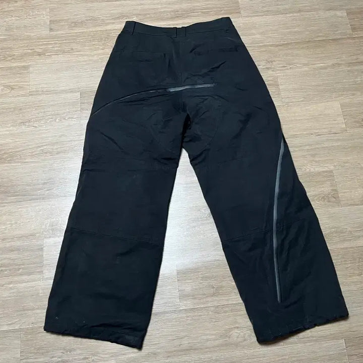 [BUNJANG] Sansan Gear Fine Curved Pants Size 3 / 산산기어 어파인 커브드 팬츠 3사이즈