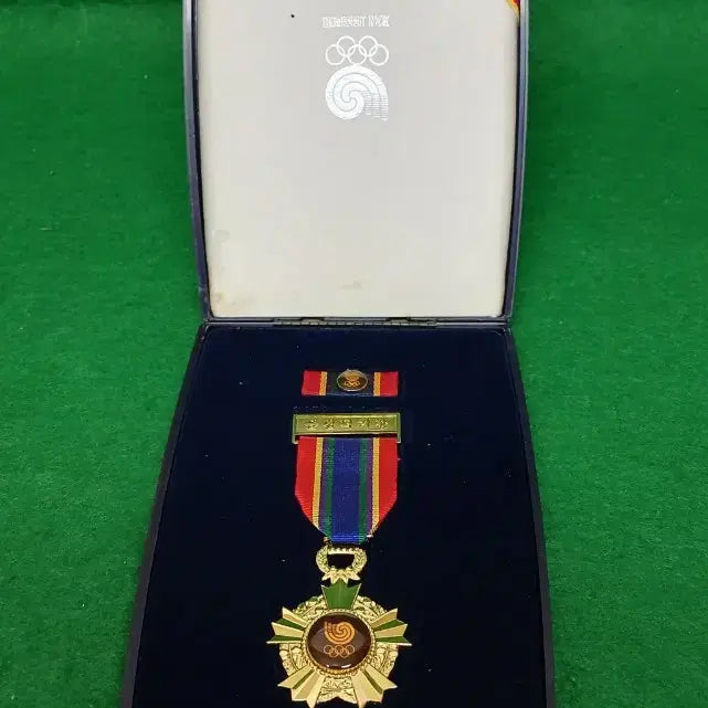 [BUNJANG] 24th Seoul Olympics Commemorative Emblem / *제24회 서울올림픽대회 울림픽기장