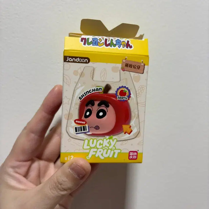 [BUNJANG] Crayon Shin-chan Lucky Fruit Apple Plush Toy / 짱구는 못말려 럭키프루트 사과 인형