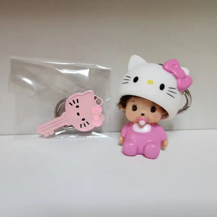 [BUNJANG] Hello Kitty Monchhichi Bundle / 키티 열쇠 키링, 키티 몬치치(베베치치) 키링 일괄