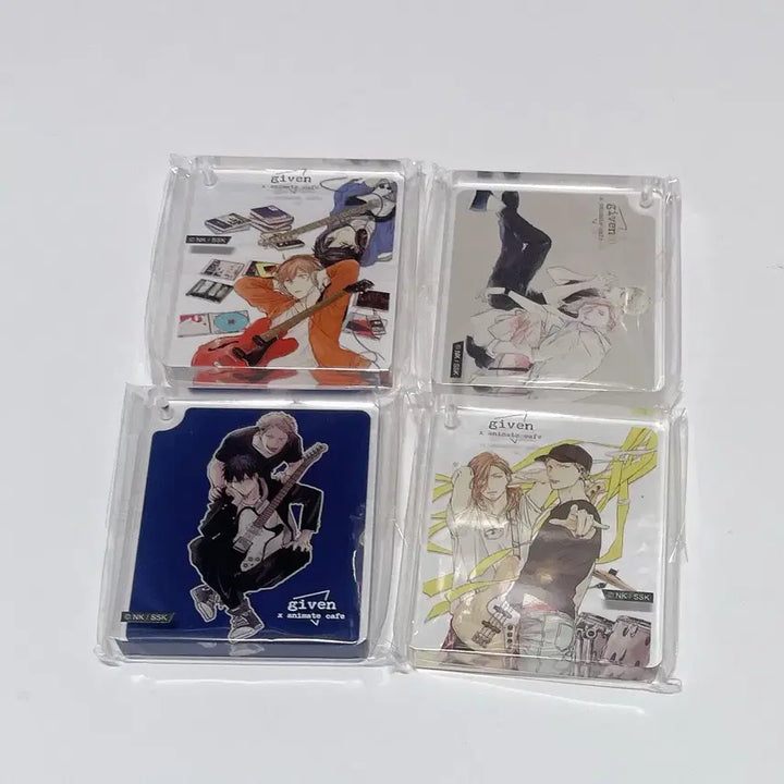 [BUNJANG] Given Animate Cafe Acrylic Collar Pins Bundle Set / 기븐 given 애니메이트카페 아크릴 코롯타 4개 일괄