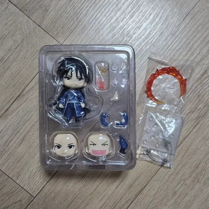 [BUNJANG] Fullmetal Alchemist Roy Mustang Nendoroid (POB Included) / 강철의 연금술사 로이 머스탱 넨도로이드(특전ㅇ)