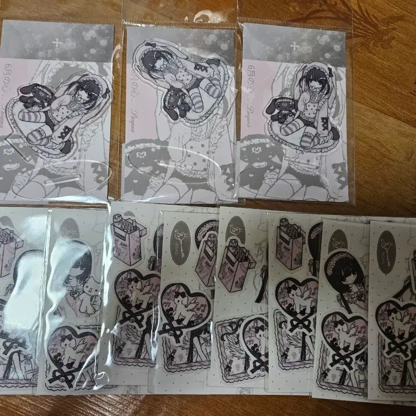 [BUNJANG] Milky Hearts Kiyoi Island Event Goods Acrylic Stand &amp; Sticker Set / milkyhearts 밀키하트 kiyoisland행사 굿즈