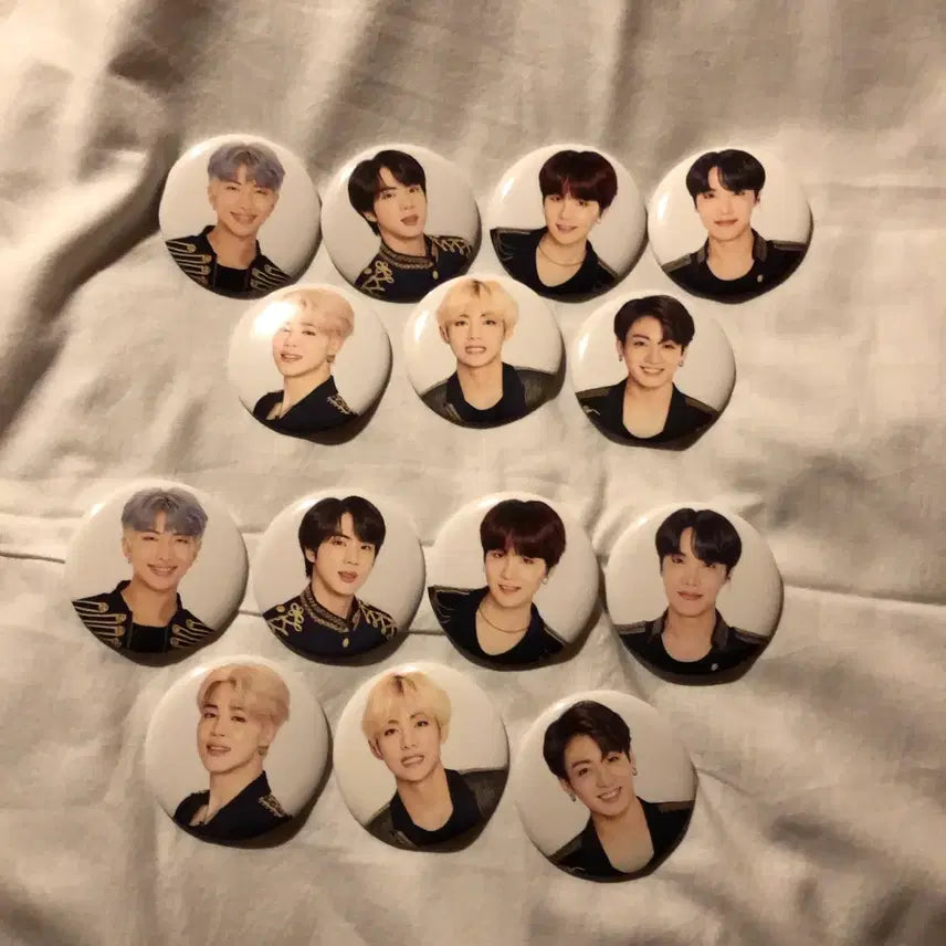 [BUNJANG] BTS Japan Official Special Edition "The Best of BTS" Concert Can Badge Bundle Set / bts japan 스픽콘 럽셀콘 일본 캔뱃지 일괄 방탄굿즈 방탄소년단