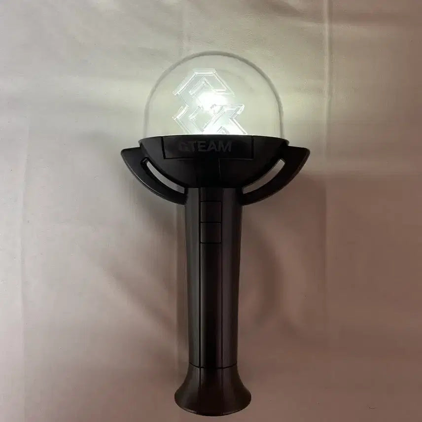 [BUNJANG] &amp;team &amp;RENBONG Lightstick / &amp;team 앤팀 응원봉 르네봉 양도