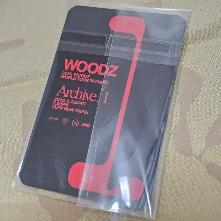 [BUNJANG] WOODZ World Tour Taipei Concert Photocard / WOODZ 월드투어 대만 콘서트 기념포카