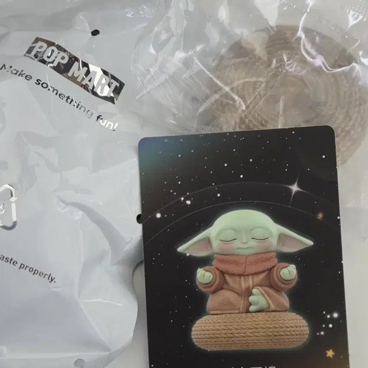 [BUNJANG] Pop Mart Star Wars Grogu Small Giant Series Figure / 팝마트 스타워즈 그로구 작은거인 시리즈 피규어