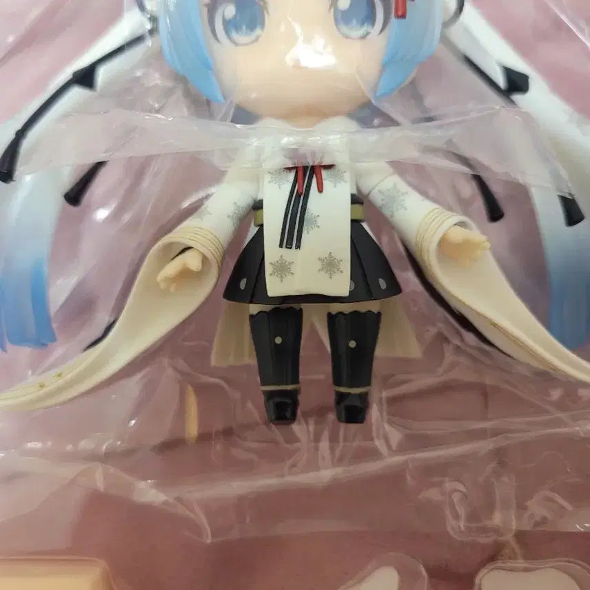 [BUNJANG] Good Smile Company Vocaloid Nendoroid Hatsune Miku Tsurumi Miko Version 2018 / 2018 유키미쿠 넨도로이드 보컬로이드 보카로 두루미 무녀 하츠네 미쿠