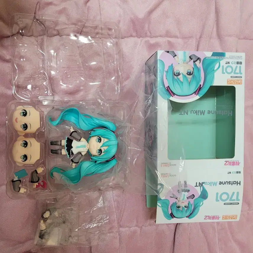 [BUNJANG] Nendoroid 1701 Hatsune Miku NT Vocaloid Figure / 넨도로이드 1701 하츠네 미쿠 nt 보컬로이드 NT 피규어 보카로