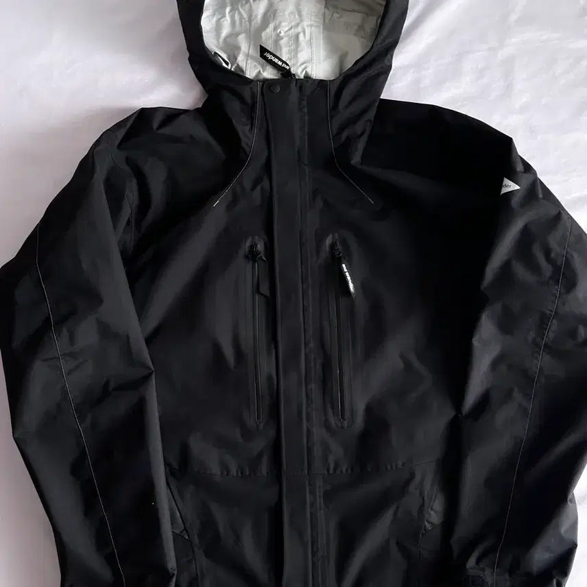 [BUNJANG] And Wander 2.5L Hiker Rain Jacket Black / [L] and wander 2.5L 하이커 레인 자켓 블랙