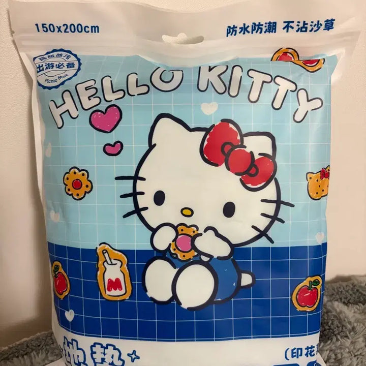 [BUNJANG] Hello Kitty Picnic Mat 150x200cm / 헬로키티 피크닉 매트 150x200cm