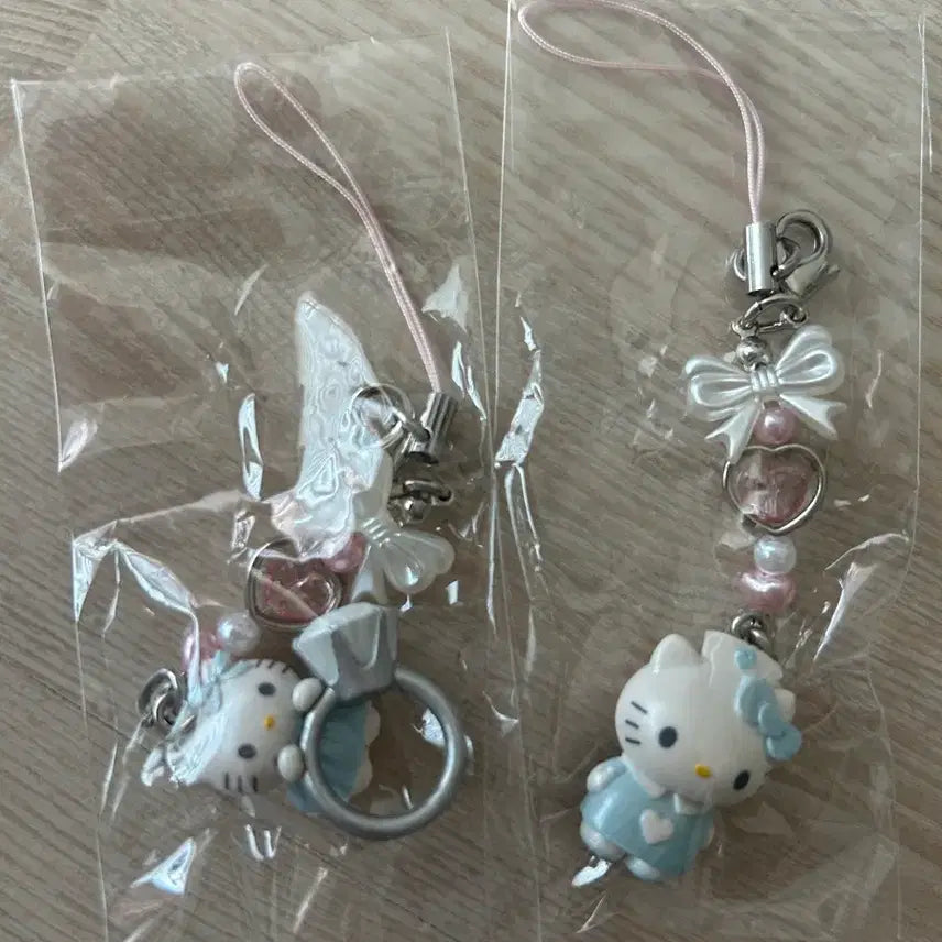 [BUNJANG] Hello Kitty Angel &amp; Devil Secret Strap Set (8 Types) / 헬로키티 천사와악마 시크릿 스트랩 8종 세트