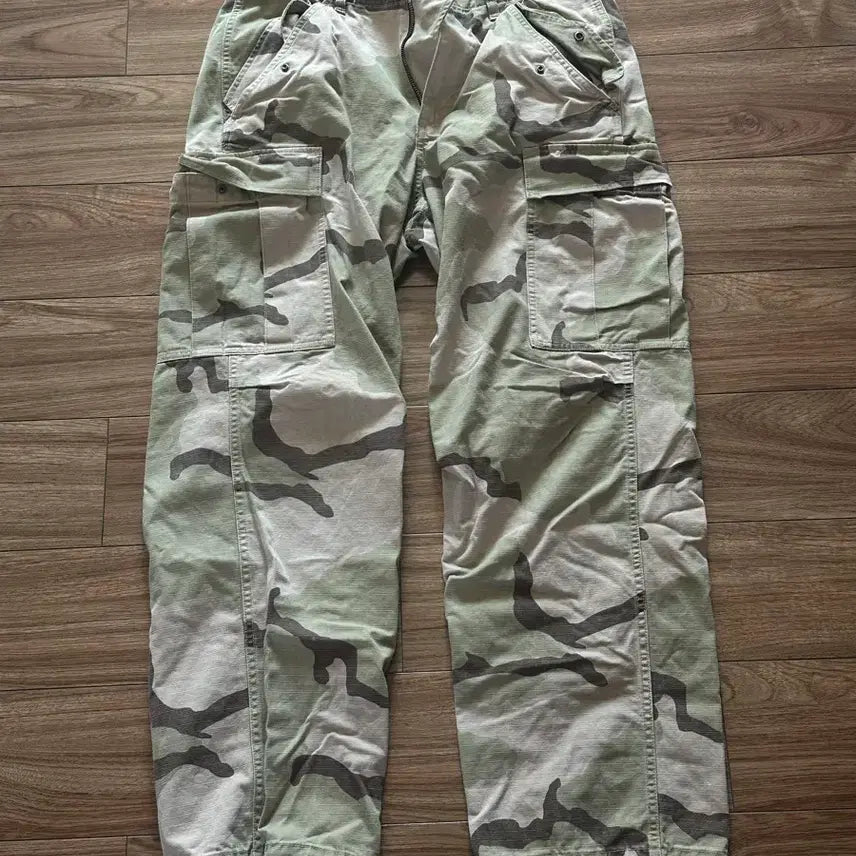 [BUNJANG] Stussy Ripstop Cargo Pants Camo (Size 30) / stussy ripstop cago pants camo 30