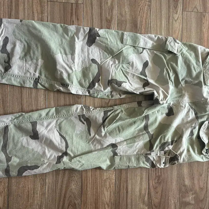 [BUNJANG] Stussy Ripstop Cargo Pants Camo (Size 30) / stussy ripstop cago pants camo 30