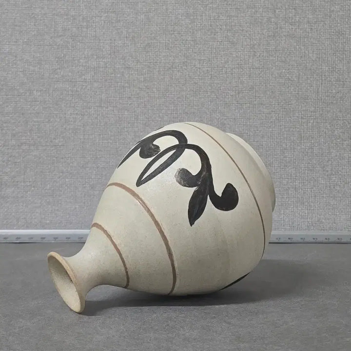 [SOLD OUT] 청파 이은구 계룡 분청 삼엽문 주병/잔세트