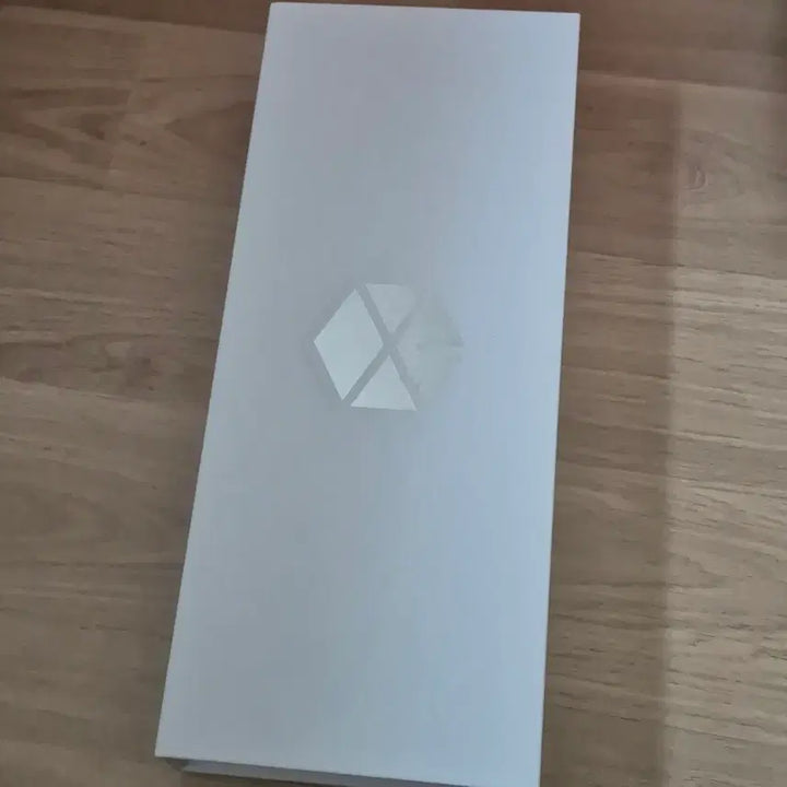 [BUNJANG] EXO Official Light Stick Ver.2 / 엑소 에리디봉 Ver.2 (EXO)