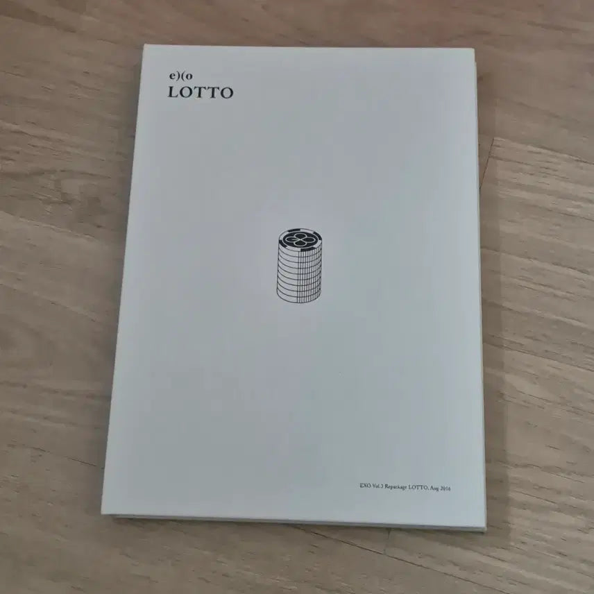 [BUNJANG] EXO Lotto Album Photocard / 엑소 Lotto 앨범 (EXO)