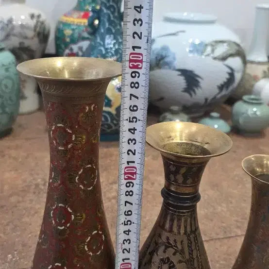[SOLD OUT] 앤틱 인도 황동 꽃병 3개 세트