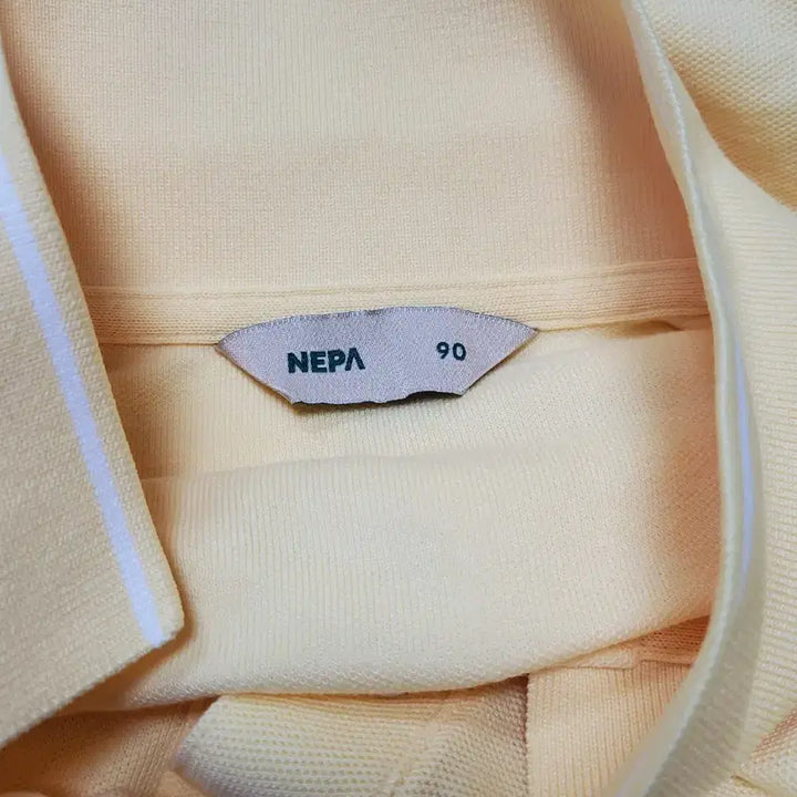 [BUNJANG] NEPA Yellow Short Sleeve Polo T-Shirt / 네파 옐로우 반팔 카라티