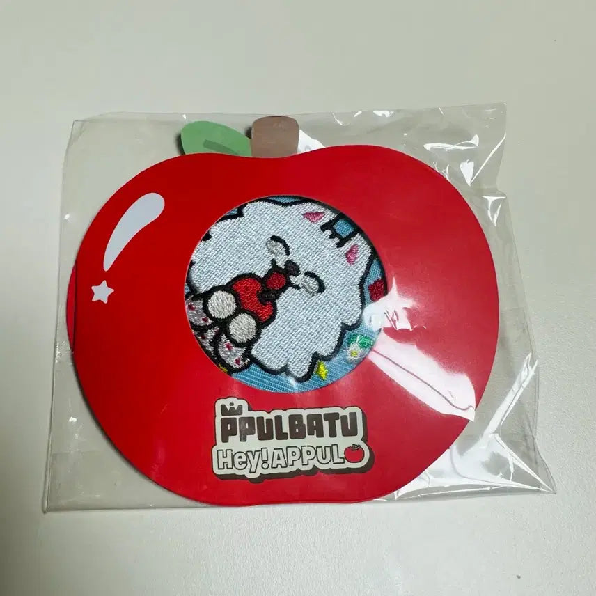 [BUNJANG] Apple Bat Yongmong Embroidered Can Badge / 애플 뿔바투 용멍 자수 캔배지