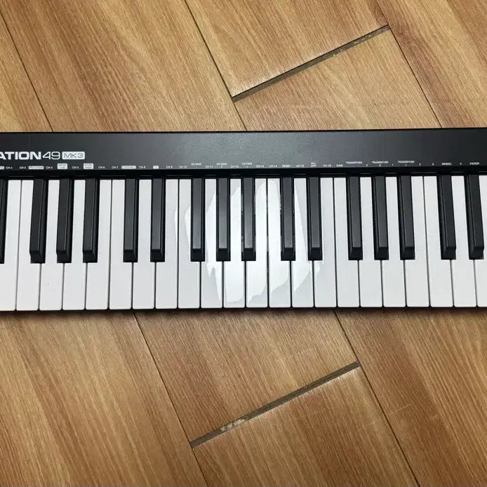 [BUNJANG] M-Audio Keystation 49 MK3 MIDI Keyboard Controller / 엠오디오 키스테이션49 mk3
