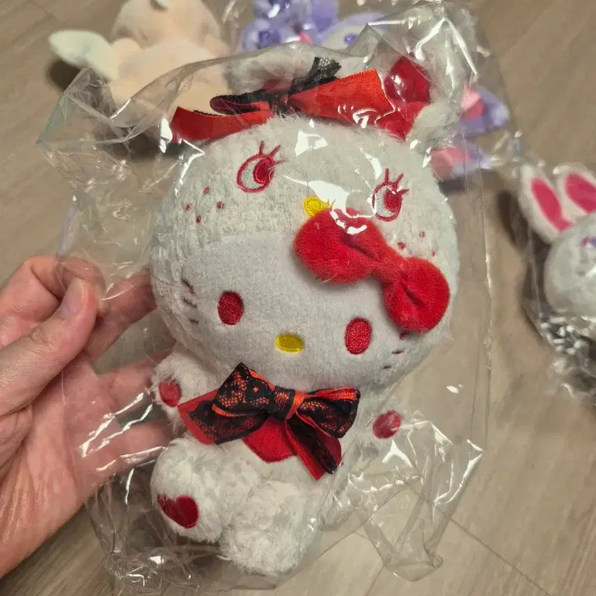 [BUNJANG] Sanrio Colorful Bunny Kitty Plush / 산리오 컬러풀바니 키티